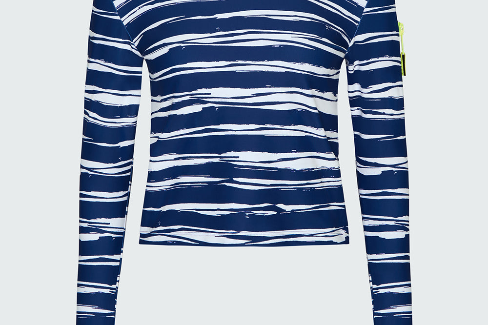 Wavy blue & white striped long sleeve tee